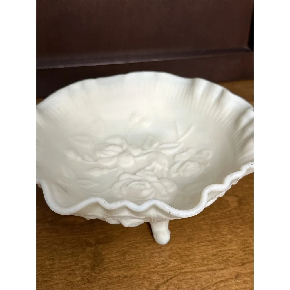 Custard Satin Imperial Glass Footed Bowl Ruffled Edge Rose Pattern Vintage